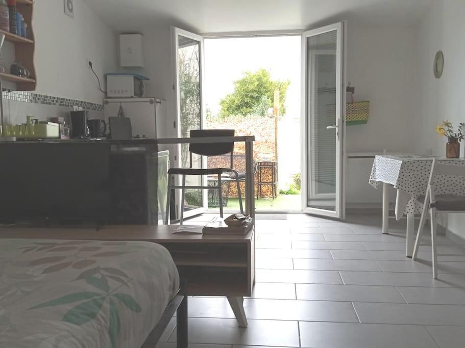 Studio Independant Proximite Metro Universites Afpa Appartement Marseilles Buitenkant foto