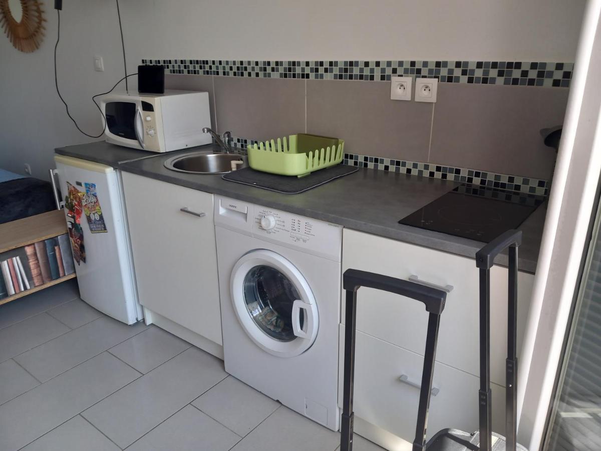 Studio Independant Proximite Metro Universites Afpa Appartement Marseilles Buitenkant foto